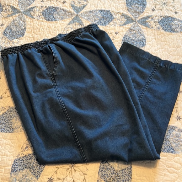 ALFRED DUNNER PULL-ON JEANS SIZE 18W SIDE POCKETS SOFT & VERY COMFORTABLE COTTON - Picture 2 of 9